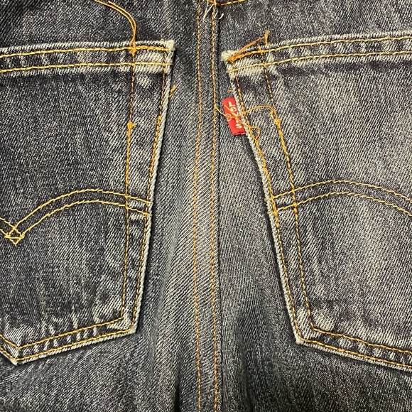Vintage Levi’s - Picture 9 of 10